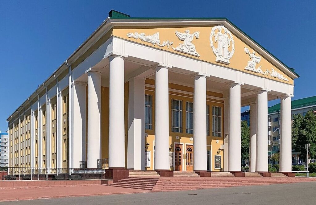 Русский драмтеатр в Саранске
