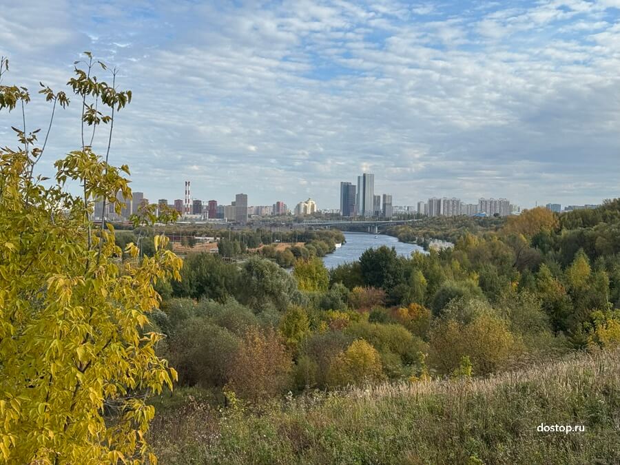 Дьяково городище в Коломенском — древнейшее поселение Москвы и живописный вид на Москву-реку