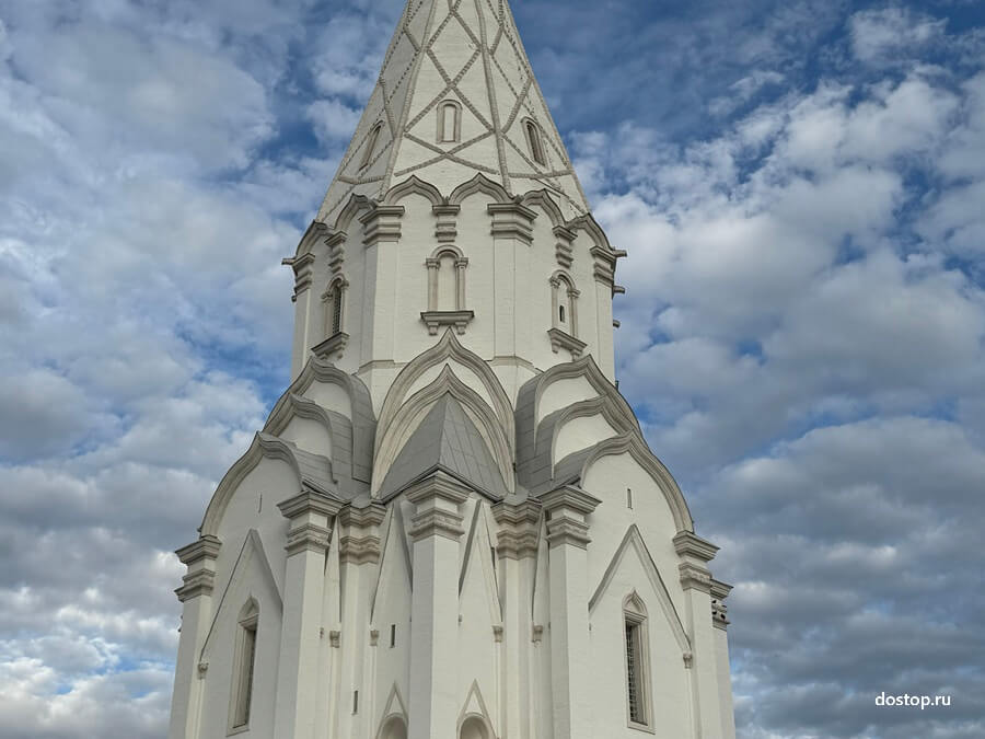 Шатровый купол церкви Вознесения Господня в Коломенском