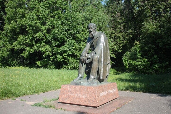Памятник Достоевскому Даровое