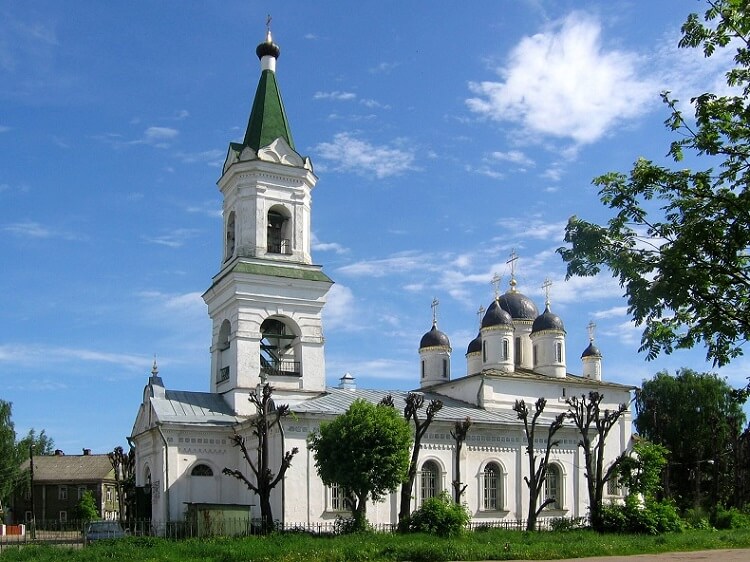 Церковь Белая Троица Тверь