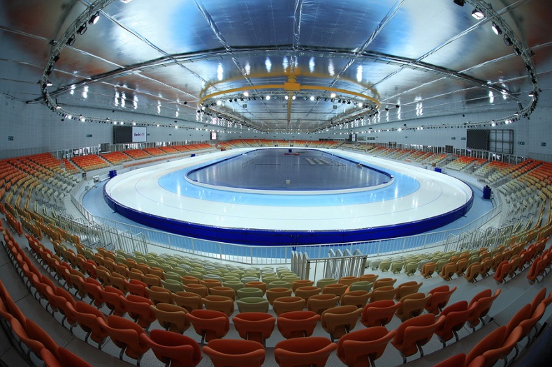 Конькобежный центр "Адлер-Арена"