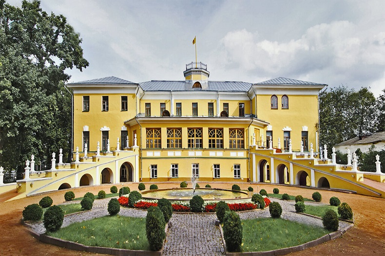 Губернаторский дом Ярославль