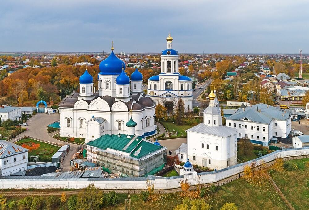 Свято-Боголюбский монастырь в Боголюбове во Владимирской области