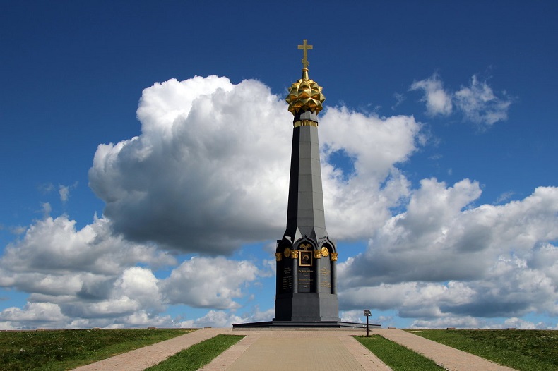 Батарея Раевского памятник
