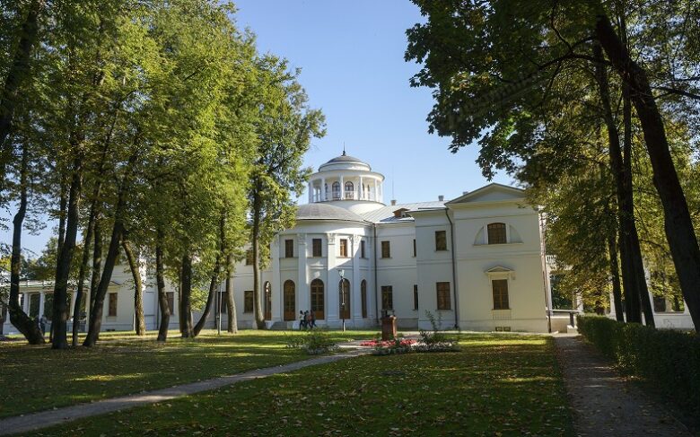 Музей-усадьба "Остафьево"