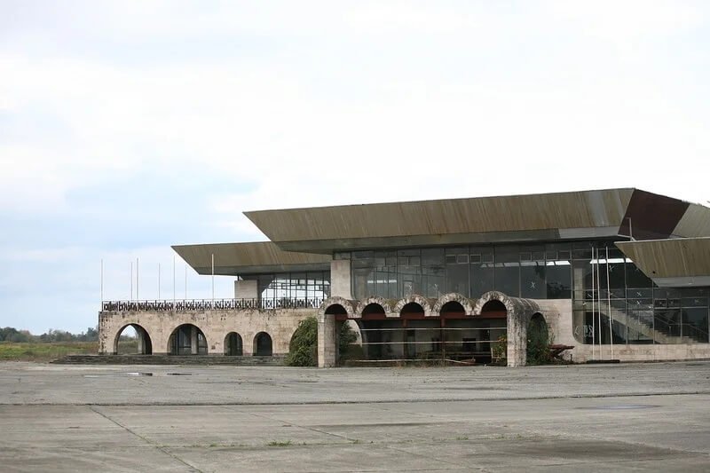 Заброшенный аэропорт Сухум