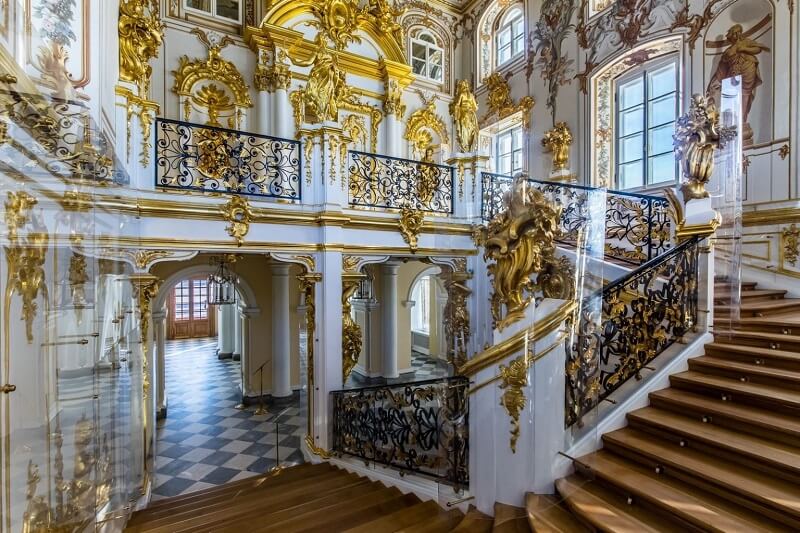 Парадная лестница Большого дворца