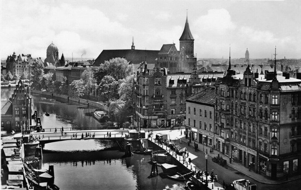 Кузнечный мост и довоенная застройка центра Кёнигсберга в 1930-е годы