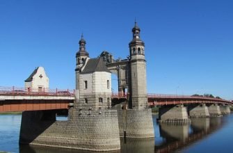 Мост королевы Луизы в Советске через реку Неман