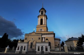 Зачатьевская церковь в Чехове вечером