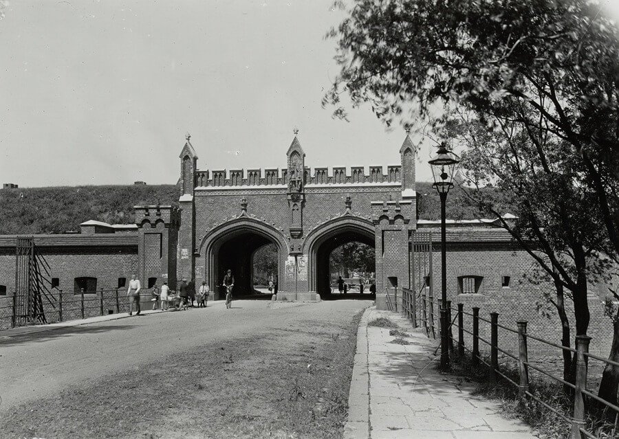 Фридландские ворота в Кенигсберге, фото 1928 года